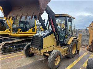 2006 Caterpillar 424D TLB