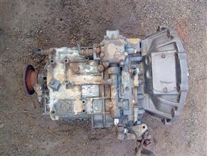 Ade 366 zf  1290401152  manual gearbox 