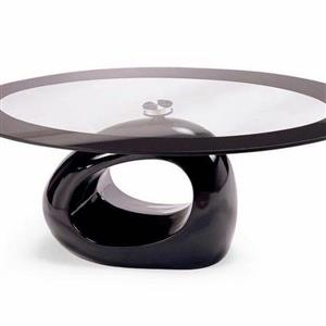BRAND NEW OVAL COFFEE TABLE 