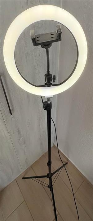 10" LED Ring Light with Tripod