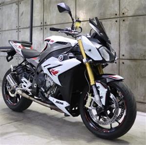 BMW S1000R