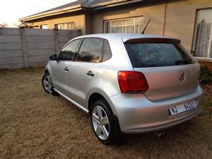 Polo 2010 model for sale very neat