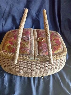 Sewing basket