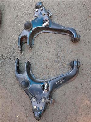 Mitsubishi colt left n right  lower control arms