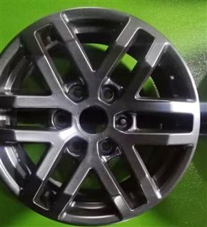 17 inch Ford Raptor original mag to use for spare wheel 