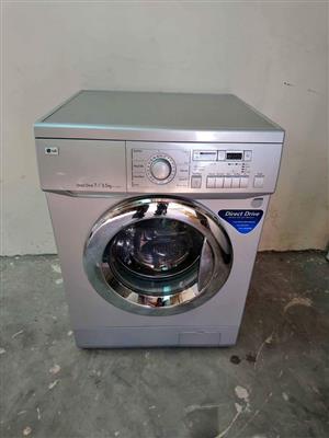 LG WASHER DRYER COMBO  PERFECT WORKING CONDITION DELIVERY CAN BE ARRANGED