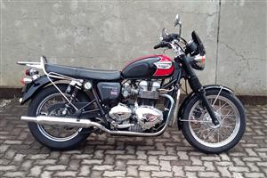 Well Looked After Triumph Bonneville T100!