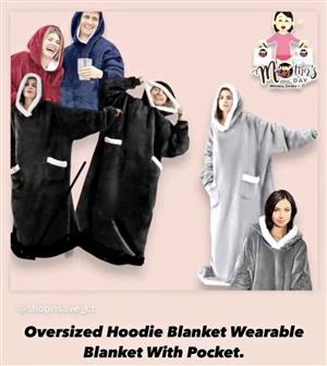 EXTRA LONG HUGGLE HOODIES