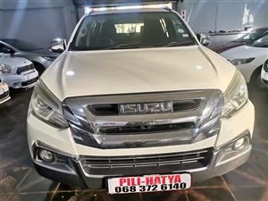2018 ISUZU MUX 3.0D 4X4 7 SEATER AUTOMATIC