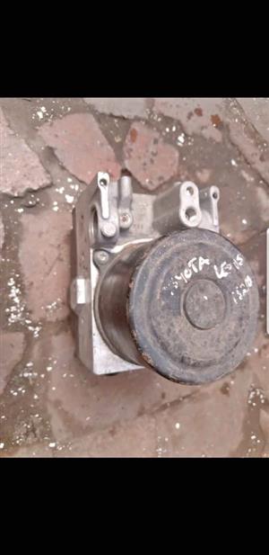 Toyota Lexus IS250 abs pump