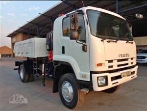 2013 Isuzu FSR750 4x4  tipper crane truck for sale