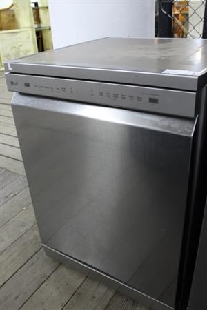 SILVER LG DISHWASHER(S065927O)