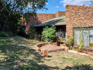 House For Sale in Winchester Hills