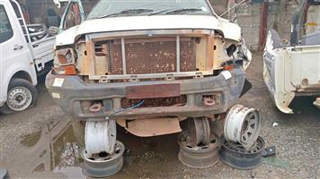 Ford f250 bakkie stripping spares