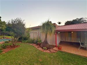 Dream 4-Bedroom Family Home Above Braam Pretorius Street!
