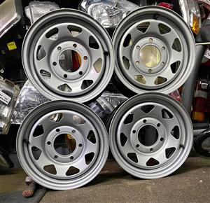 Trailer&Nissan rims size 14  