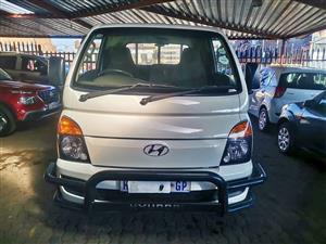 HYUNDAI H100 2.6 2018 MANUAL  DIESEL  WHITE  SPARE KEY