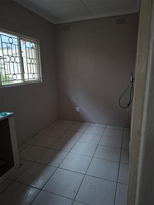 Outbuilding To Let 