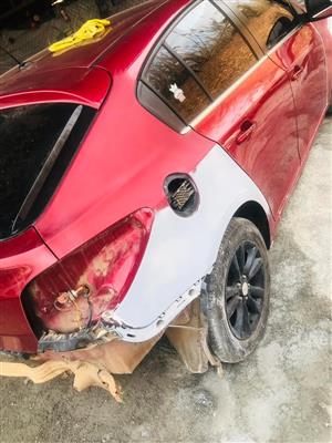 Car panelbeating and spray painting