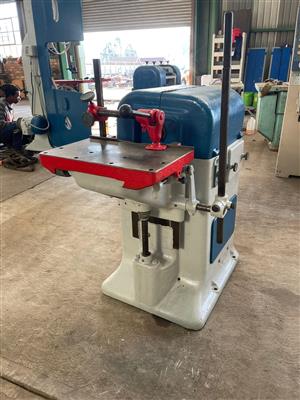 SLOT MORTISER JOHNSEREDS