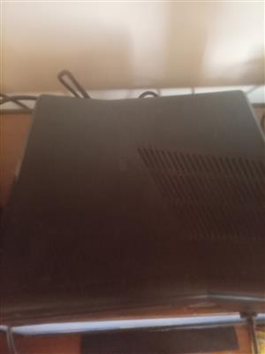 XBOX 360 with 18 games 