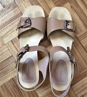 Witchery Beige Sandal