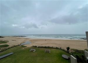 Beachfront apartment in Jeffreys Bay