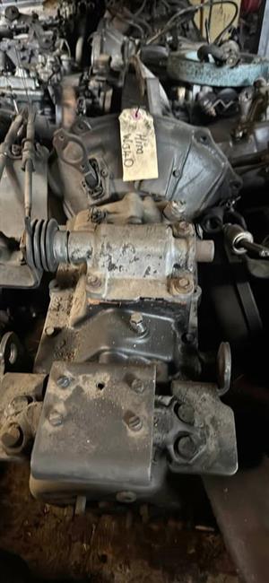 Hino Dyna W04D Gearbox