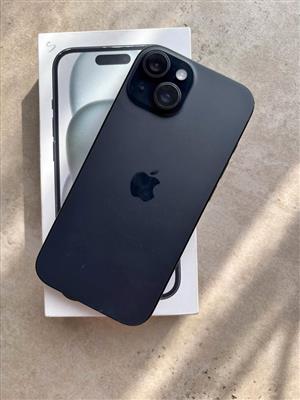 iPhone 15 black