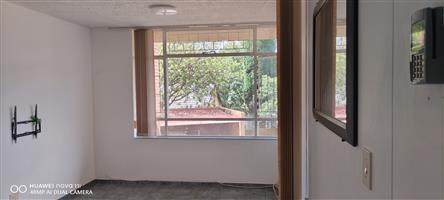 1 bedroom flat for rent in Constantia Park 