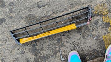 Vw Polo vivo Lower Grill