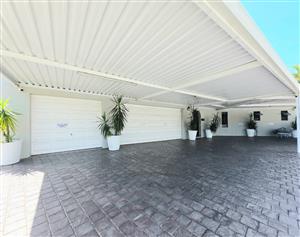 Versatile Income-Generating Property in Sought-After Meer en See