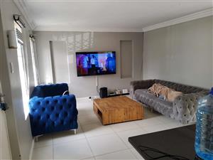 Townhouse For Sale in Gonubie