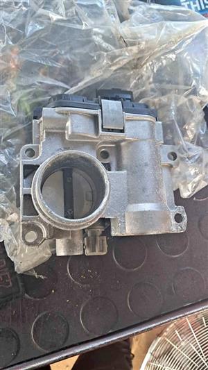 RENAULT 1.2 16v throttle body