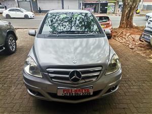 2010 MERCEDES BENZ B200 2.0 CDI TURBO AUTOMATIC