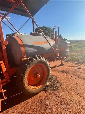 2012 Jacto Columbbia Spuit AD18 agricultural sprayer