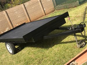 Flat bed trailer torsion 