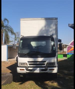 Isuzu 8 ton truck for sale