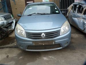 Renault Sandero 1.4 Expression Manual - 2011 STRIPPING FOR SPARES