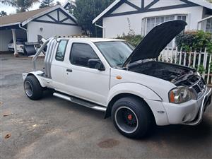 Nissan HardBody Tow truck / Sling 