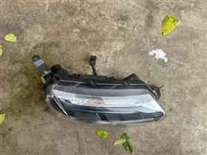 Renault kwid left and right top headlight