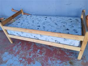 Single  bed