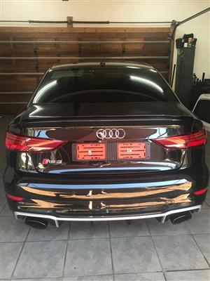 Audi RS3 sedan quattro