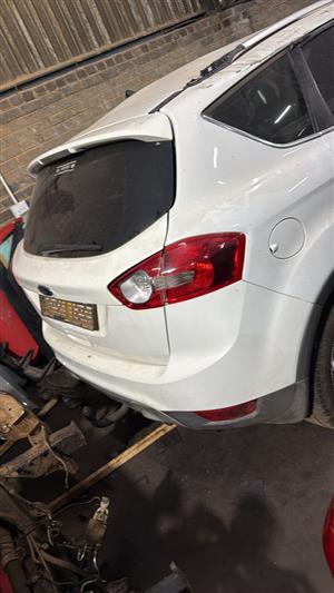 2015 ford Kuga automatic now 