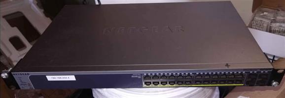 Netgear GS728TP 24-Port PoE, 8 Ports POE + 4 x SFP slots