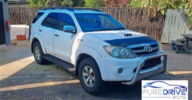 Toyota Fortuner 3.0D4D 4X2 manual 