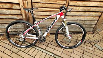 TITAN CARBON BIKE 29ER