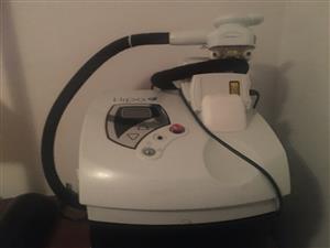 I lipo Ultra laser slimming machine, excellent condition. 