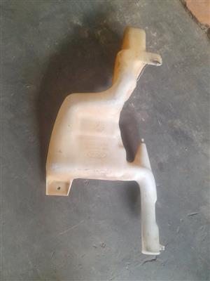 FORD FIESTA WIPER BOTTLE AVAILABLE