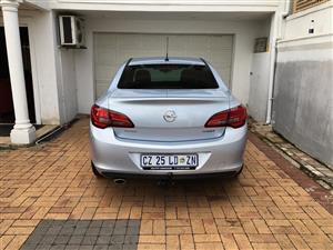 Used 2015 Opel Astra sedan 1.6 Turbo Cosmo
